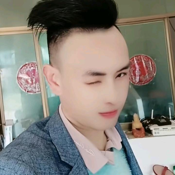 春哥🍟青符引灵✍🏽️