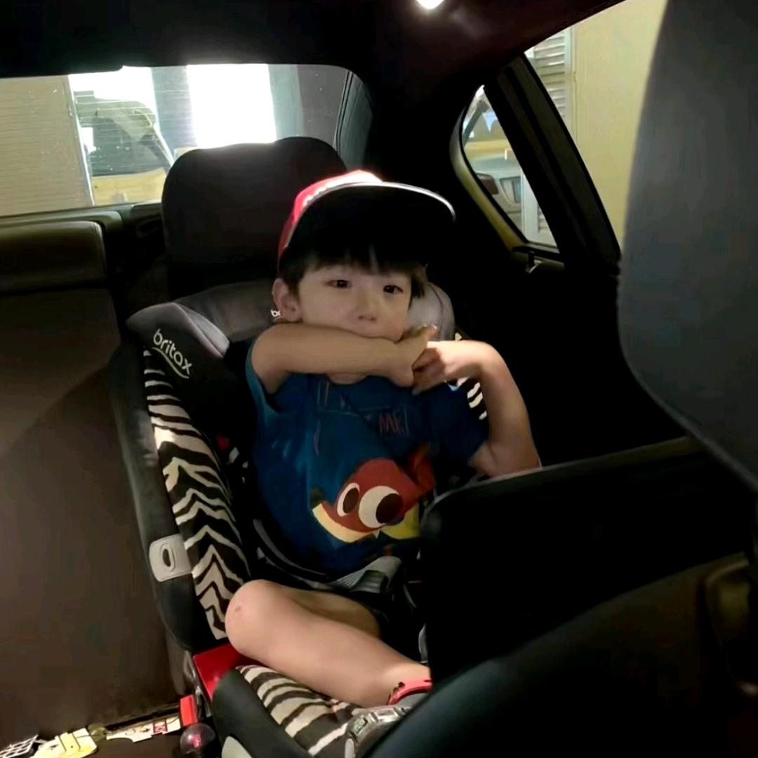 ^︿ˇ偷㊊光的贼@