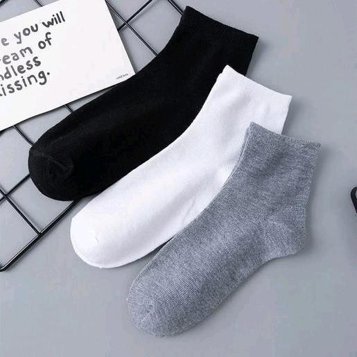 商丘睢阳区宇涵针织店 艳