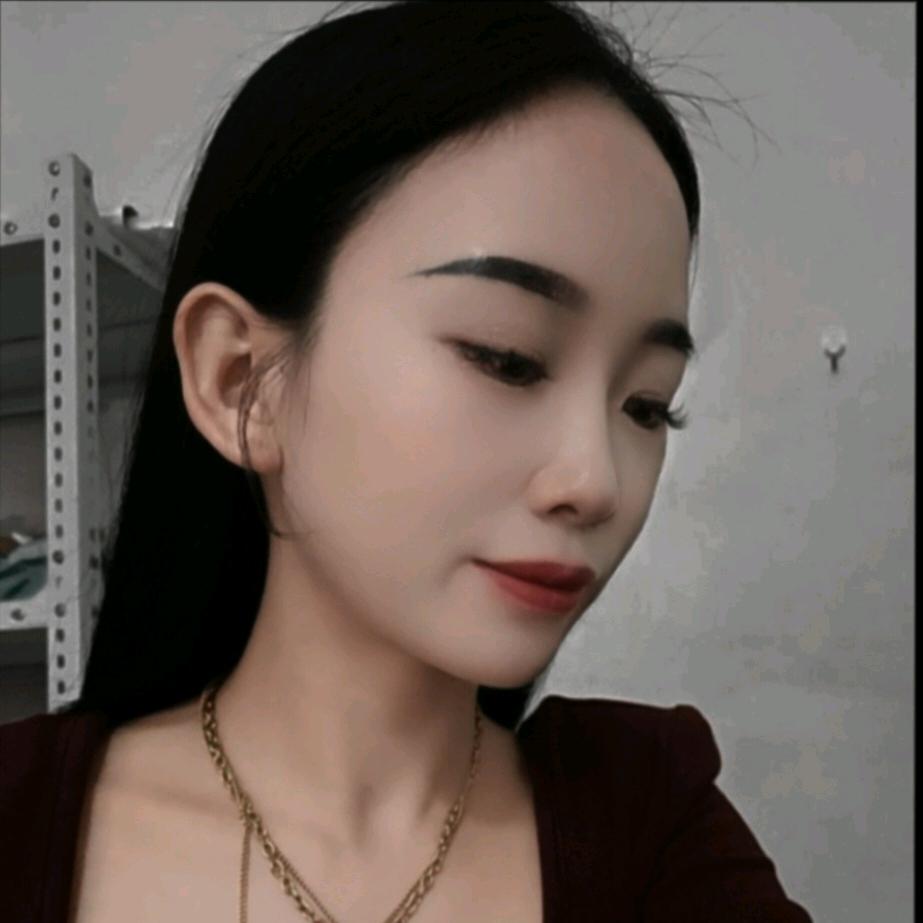 余菲