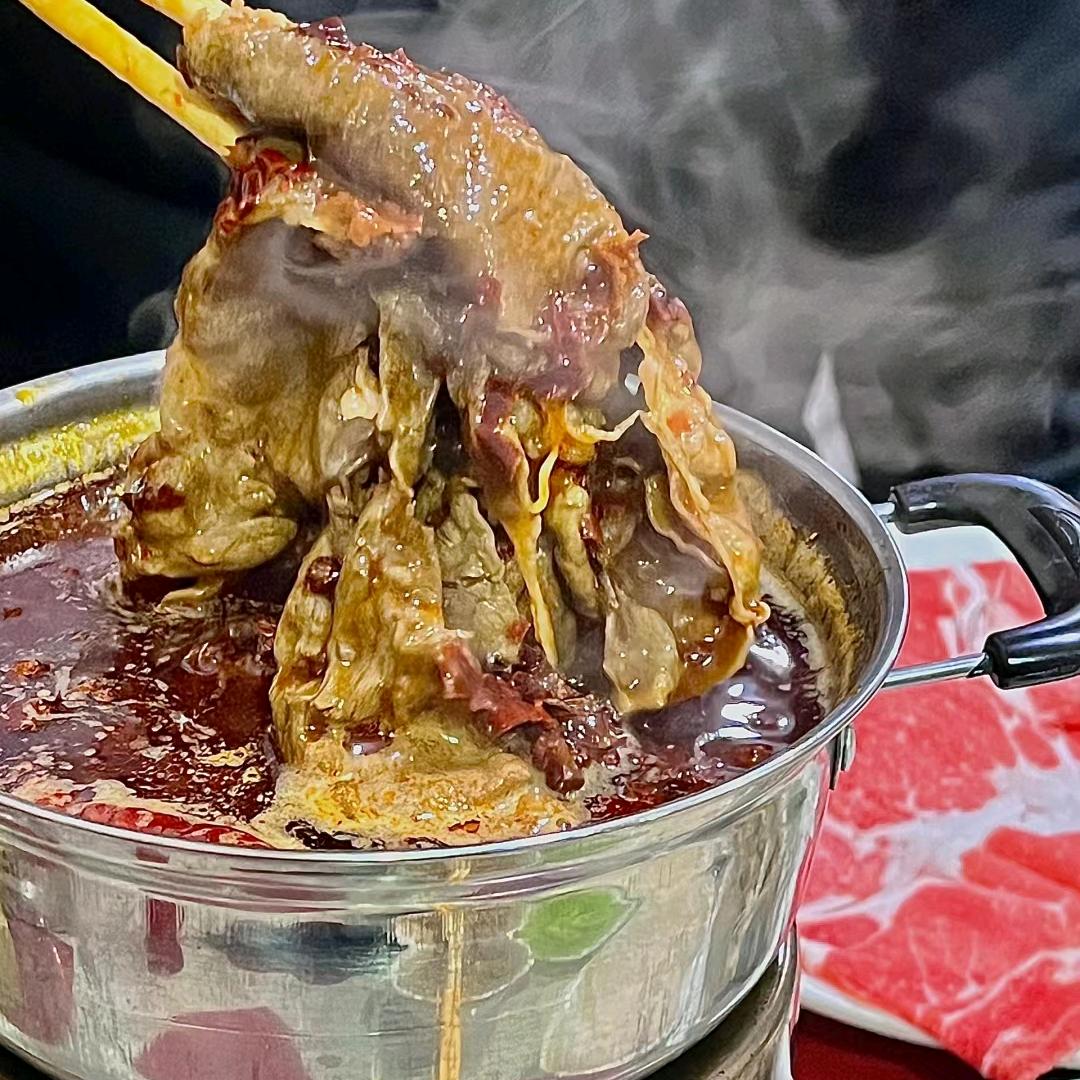 牛小六火锅烤肉