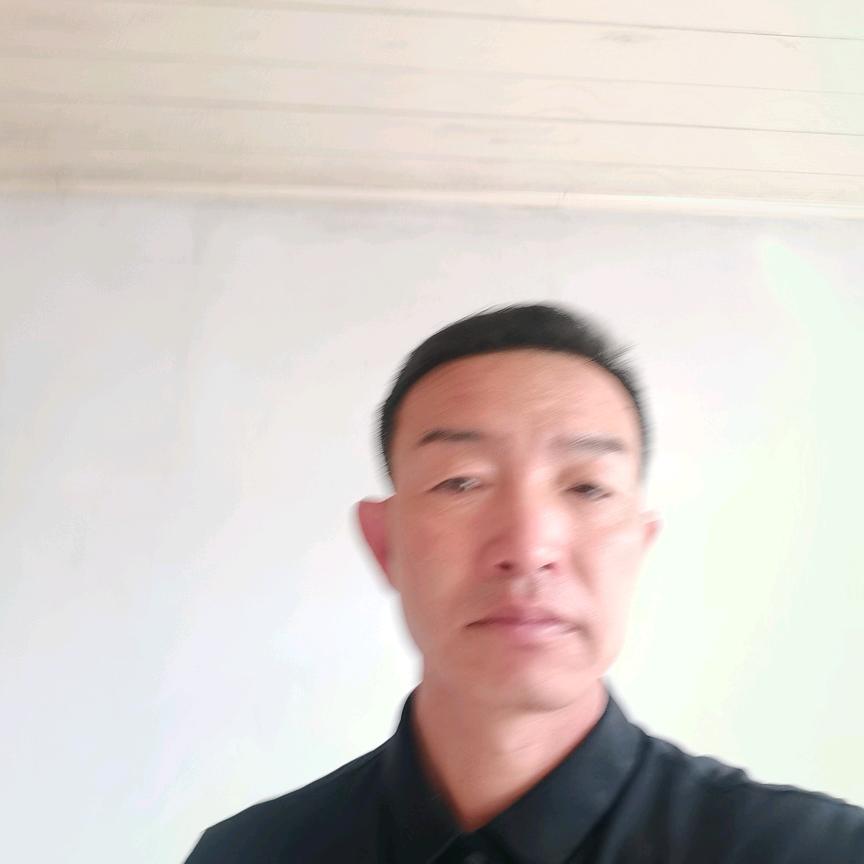 相信自己^