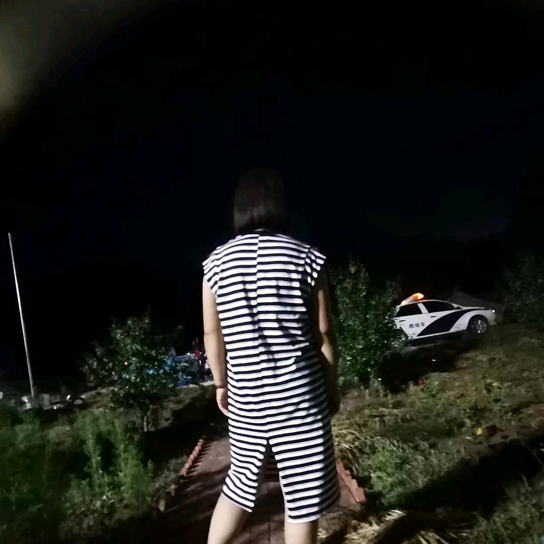 一笑而郭