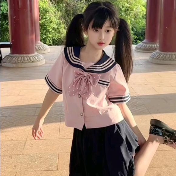 🐇🐰那只可爱的白兔子🐰🐇