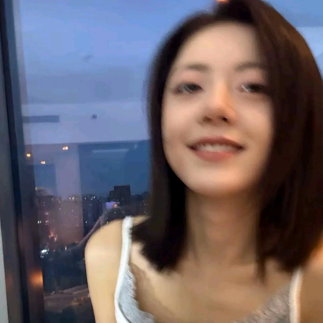 睡觉逃避一切、