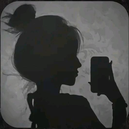 不温柔的小仙女👸铭