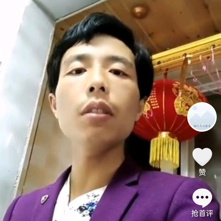 花落翩翩