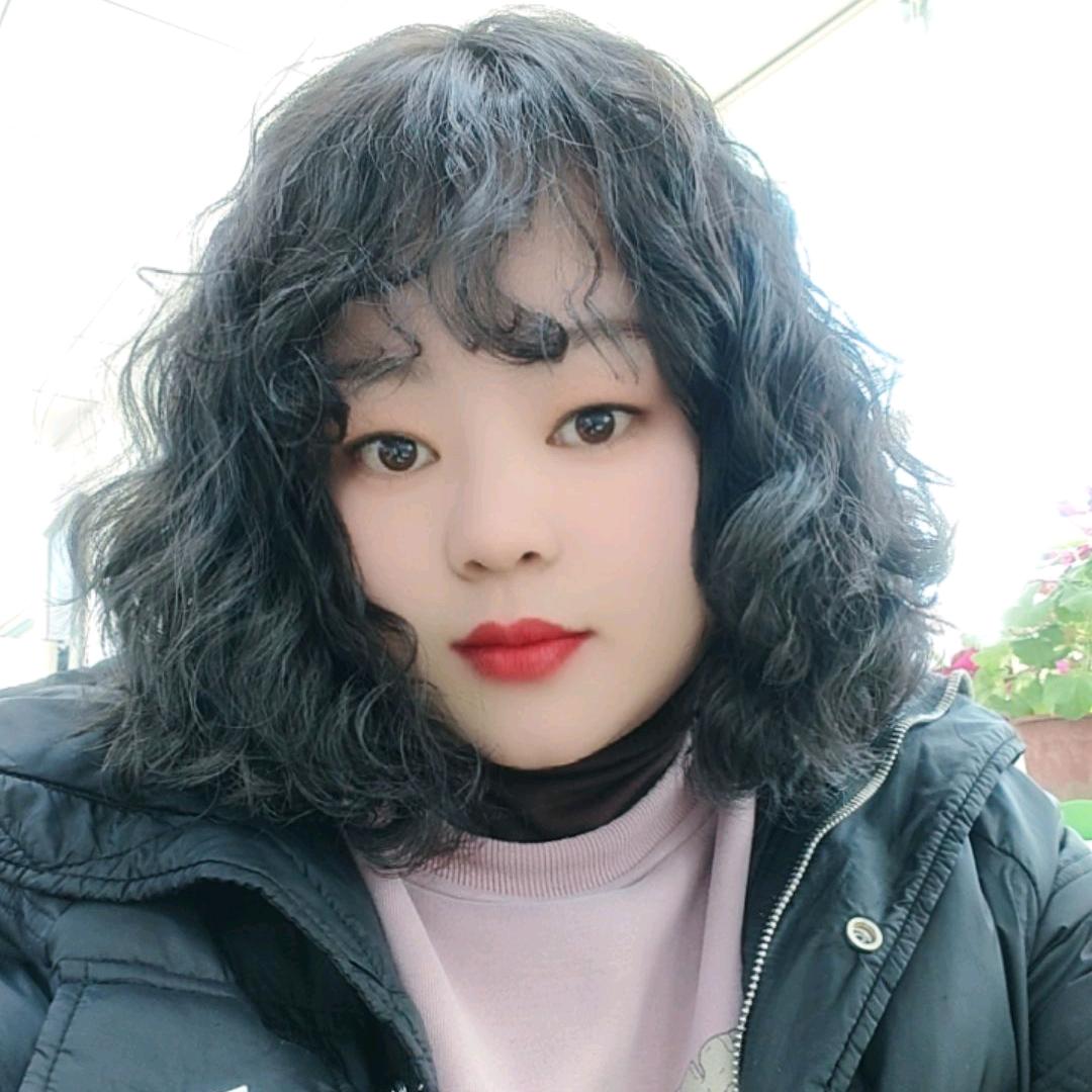 A    丸子👩🏻 麻麻