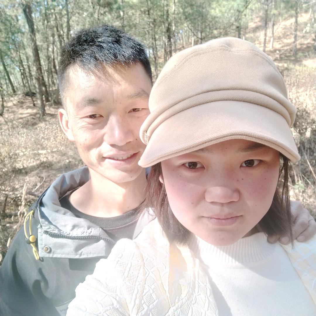 80后养蜂人小黎