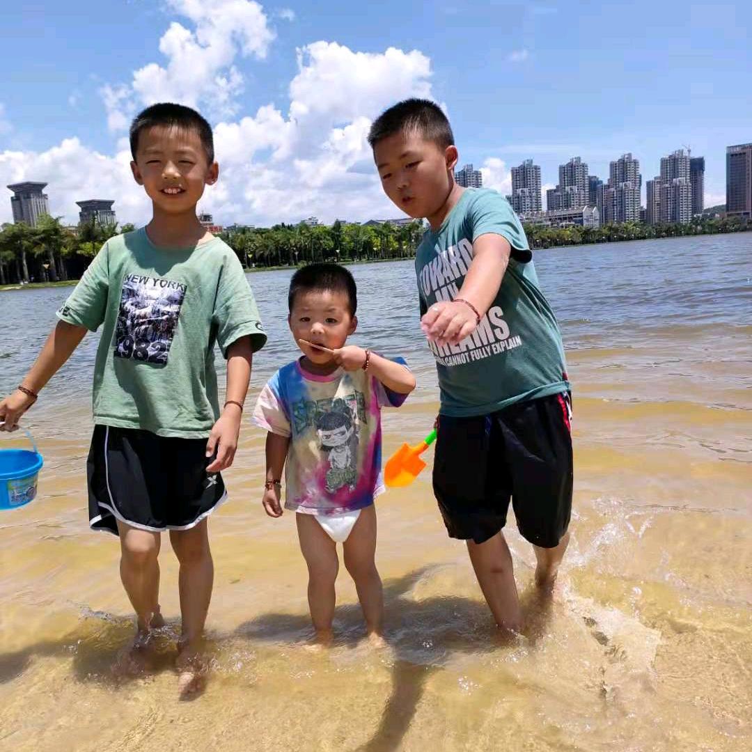 朱丽娅