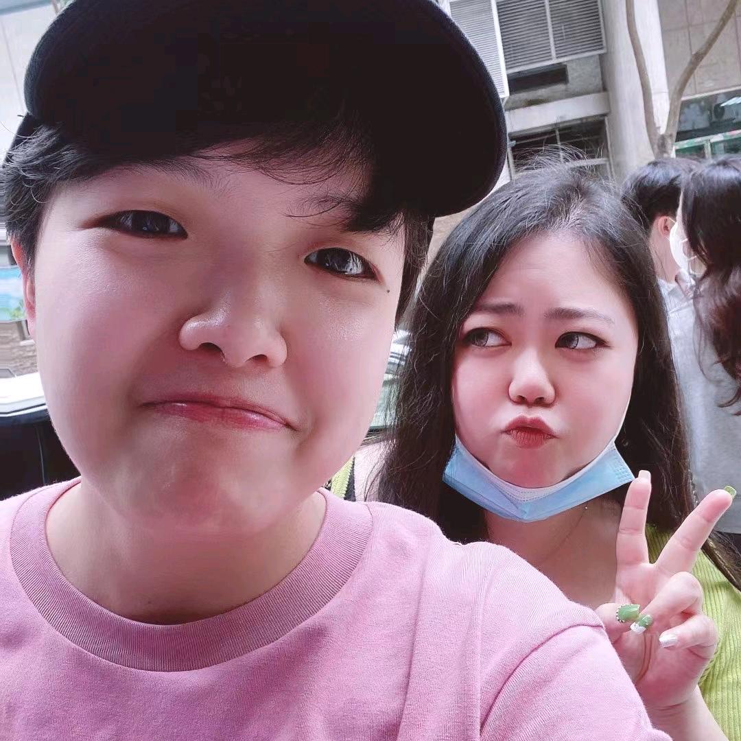 旺旺欣和咯咯悦