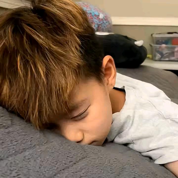 睡觉