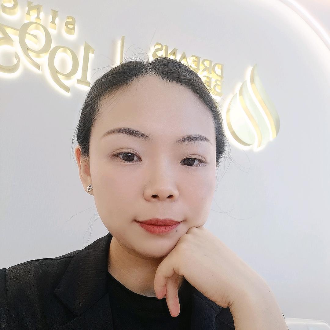 梦达美容