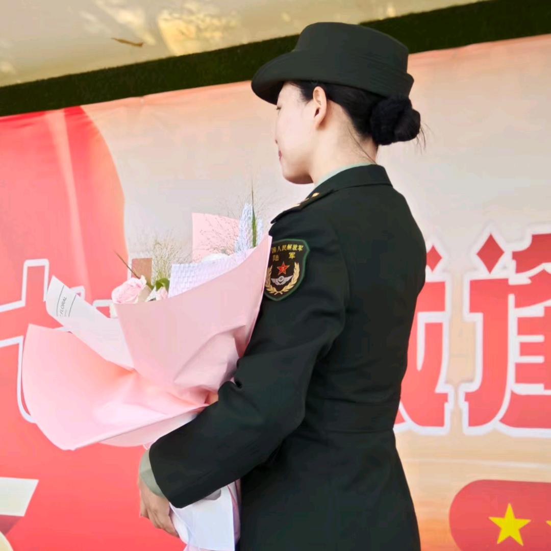 破晓的女战士【已退役】🇨🇳