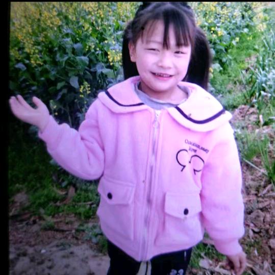 擦掉眼泪我依然是王后。