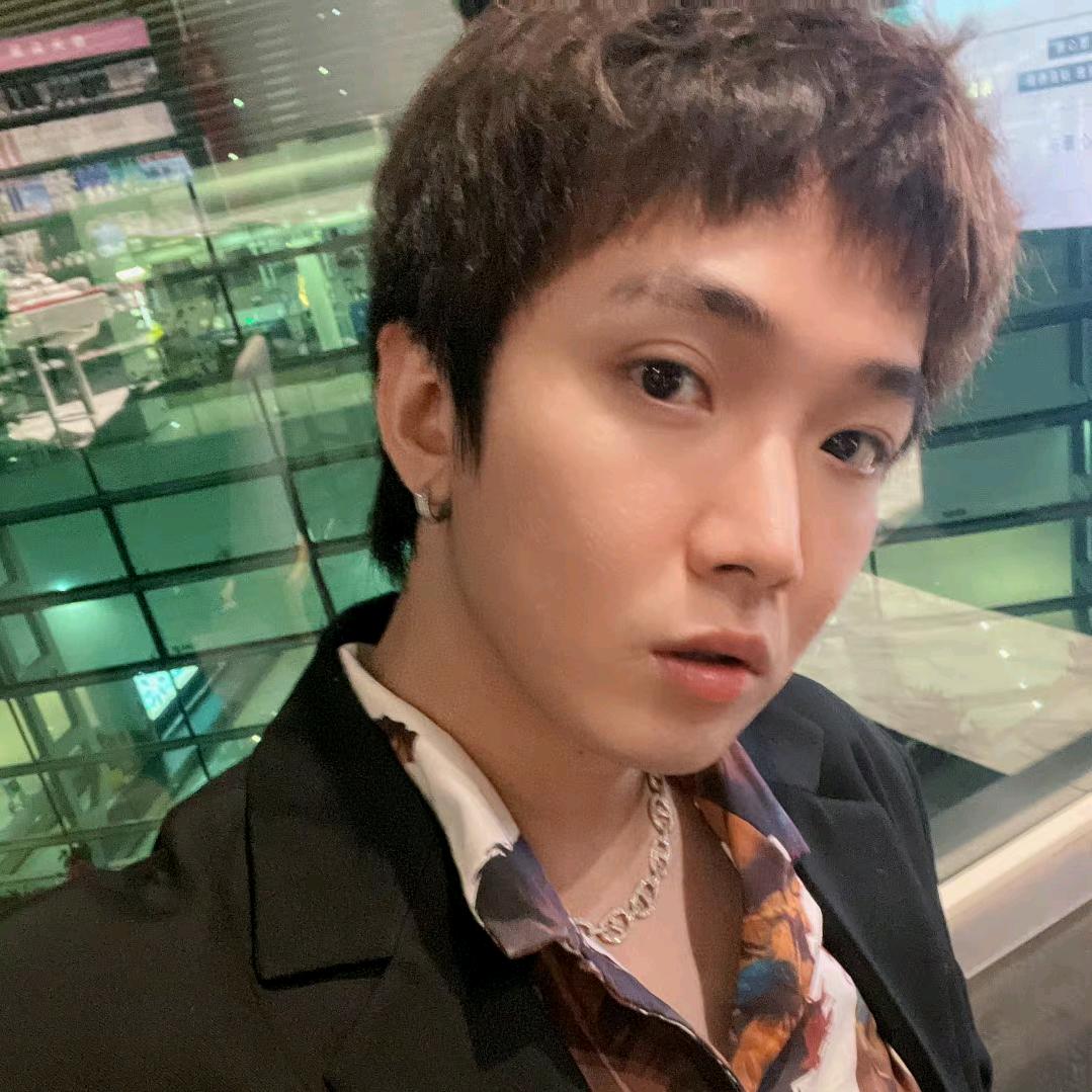 小谢🎸