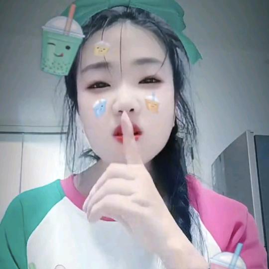 爱跳舞💃🏻的小爱吖