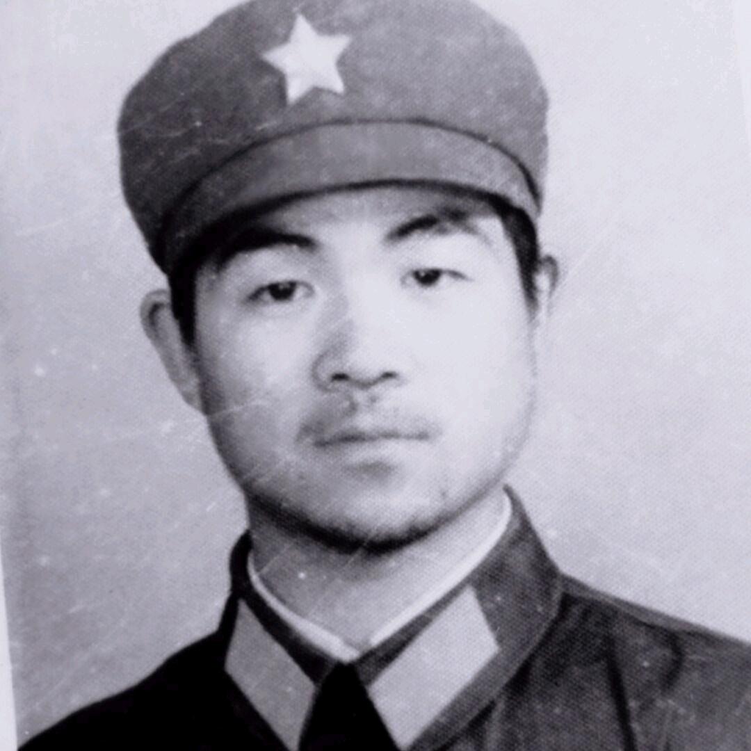 素颜戎装