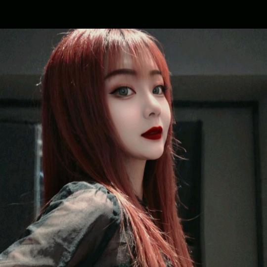 大脸妹