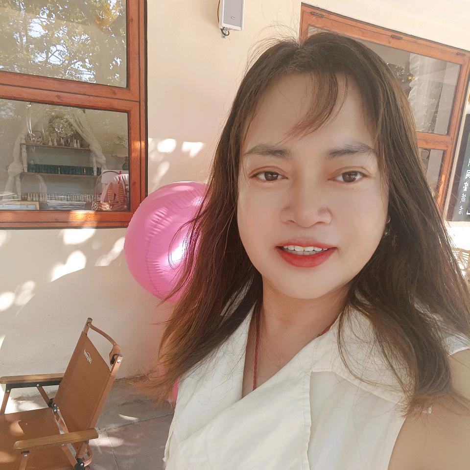 青儿姐姐（每天不定时的直播🌹🌻）