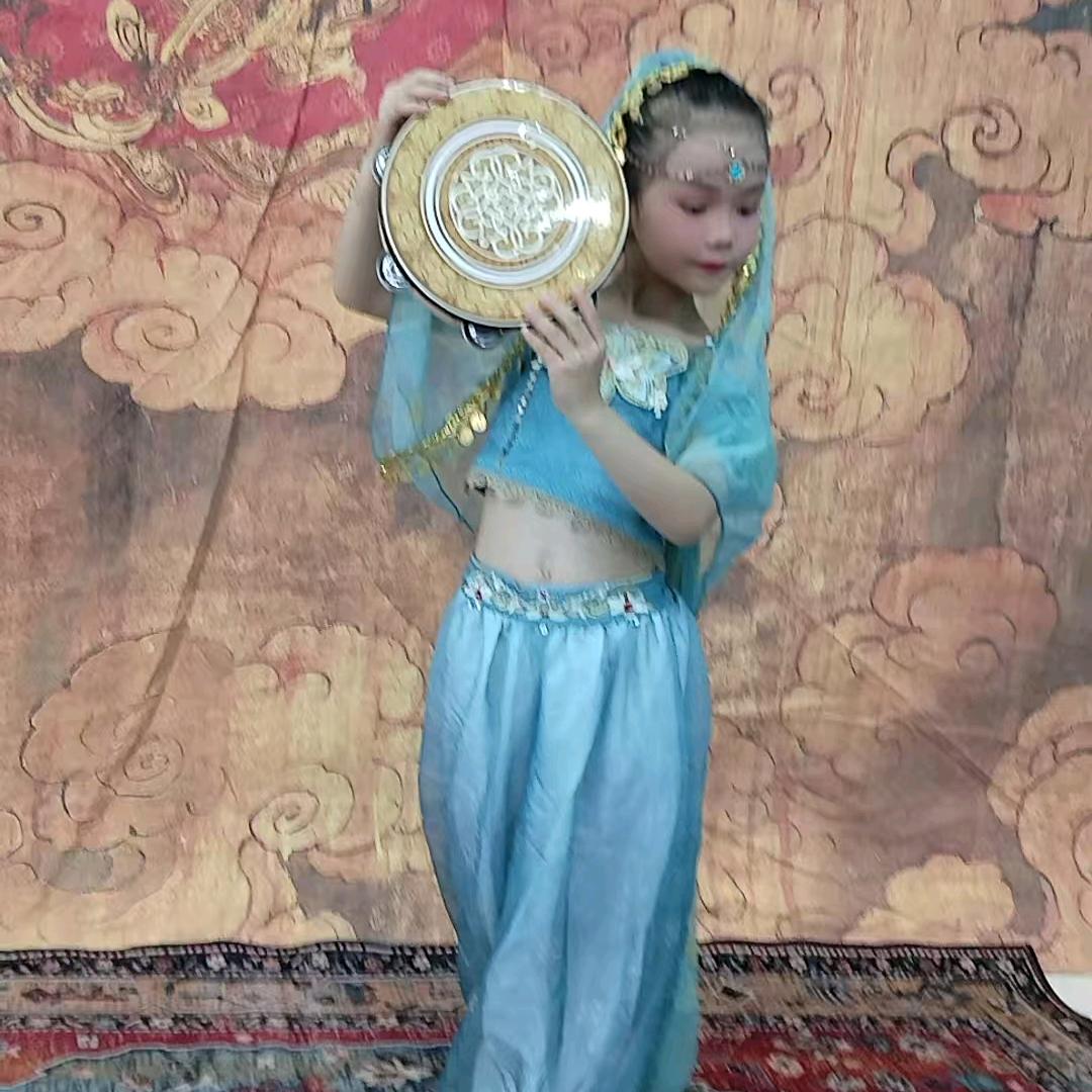 车思思