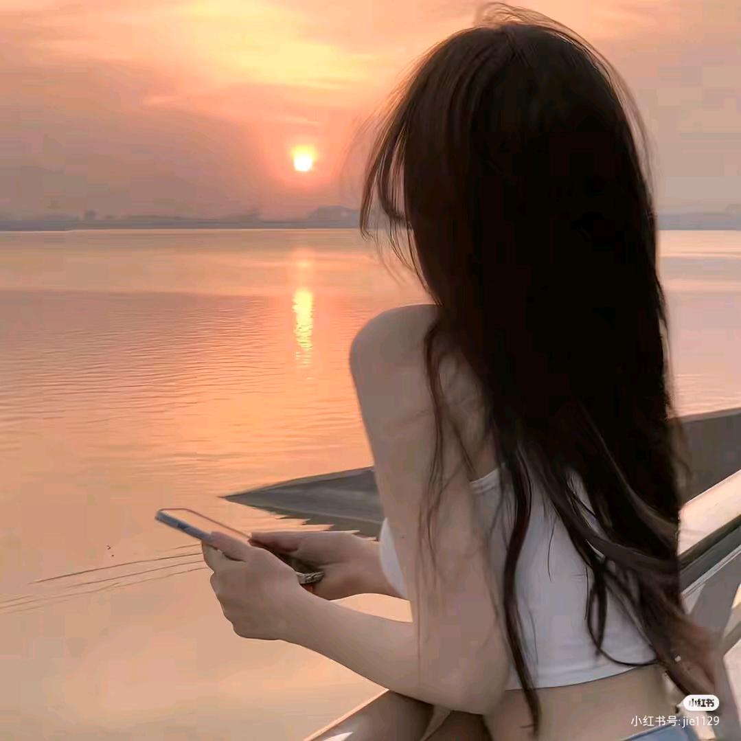 @Luna娜