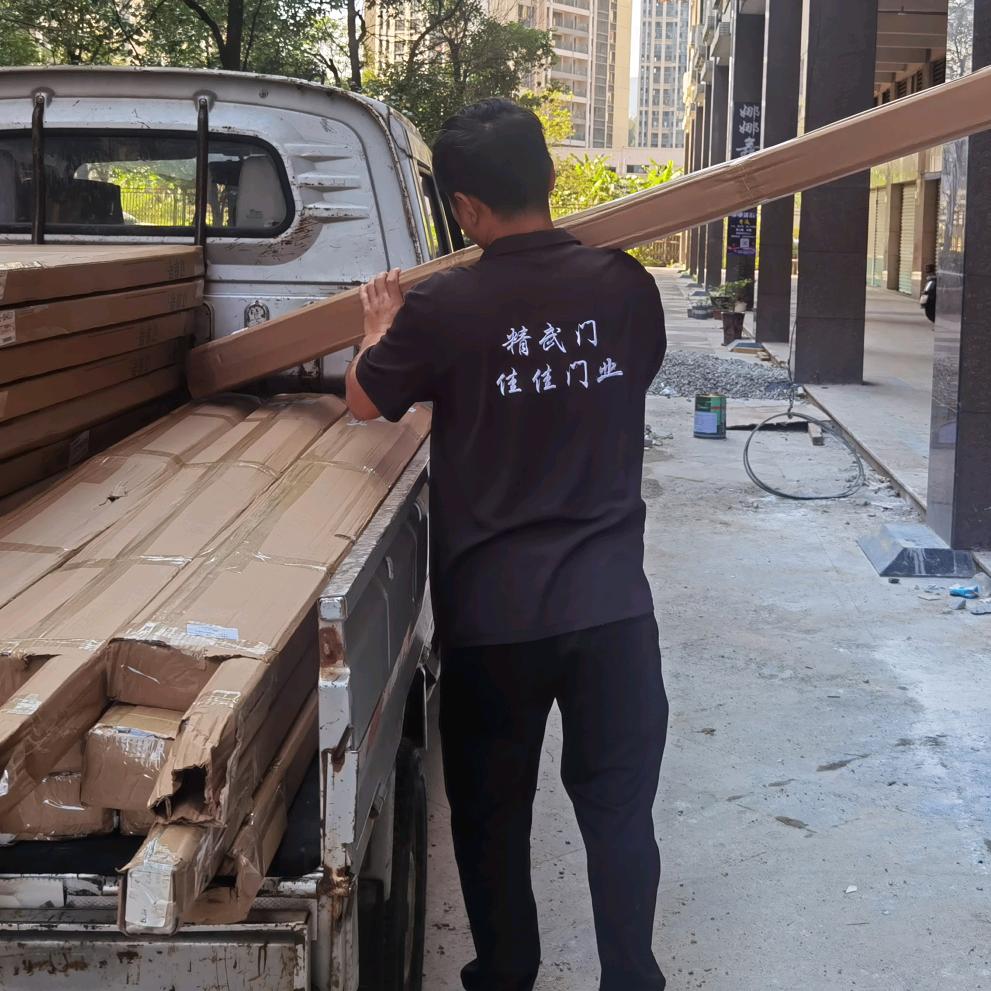 揭西县龙潭镇东哥门业（精武门）