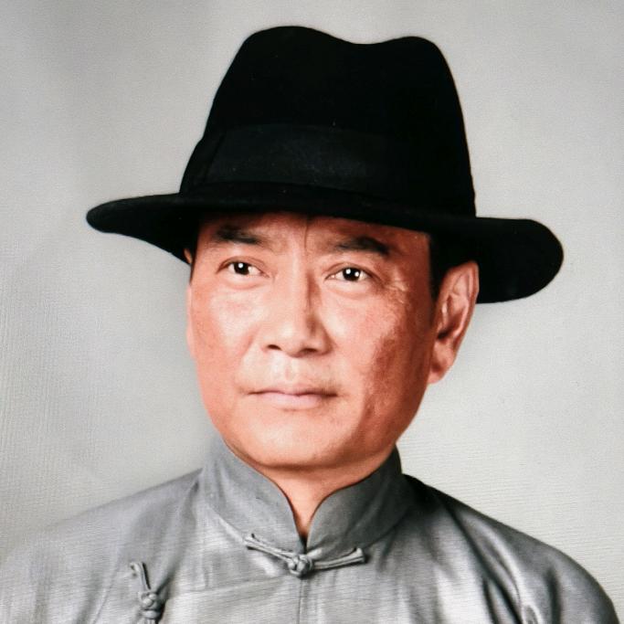彭振中