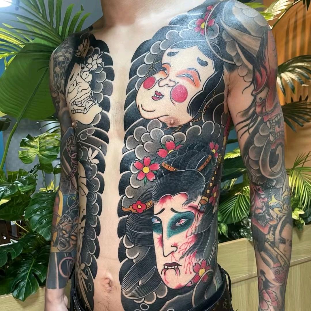 叫我帅哥阿康