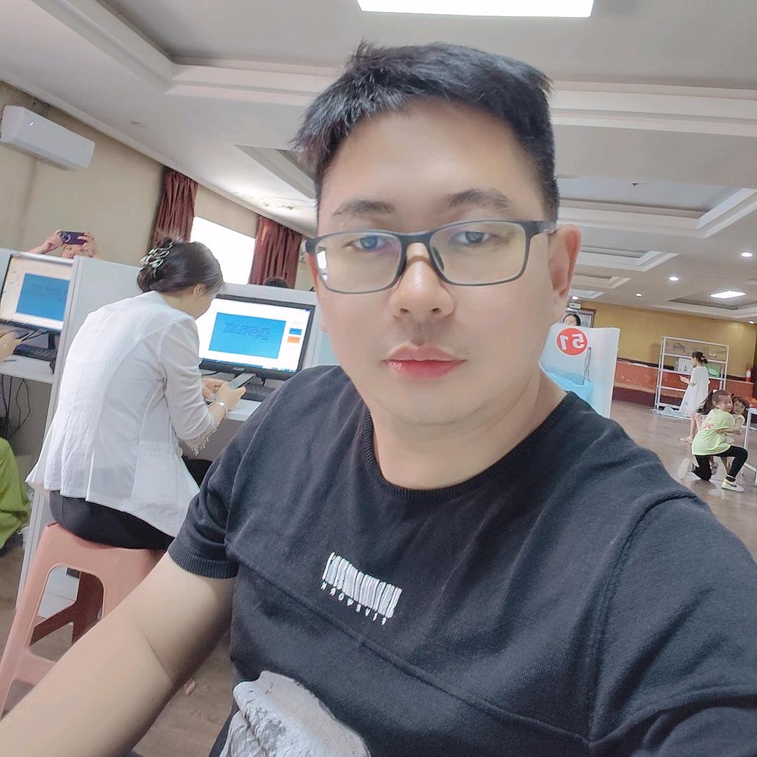 理想情缘婚恋总部 理想哥