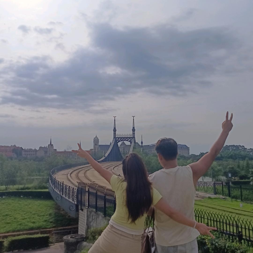 我愿淋雨去爱你