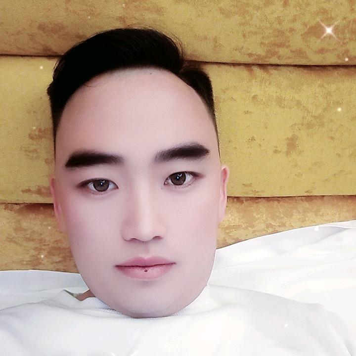 梦中小情郎。