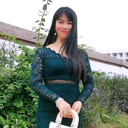 艳艳，