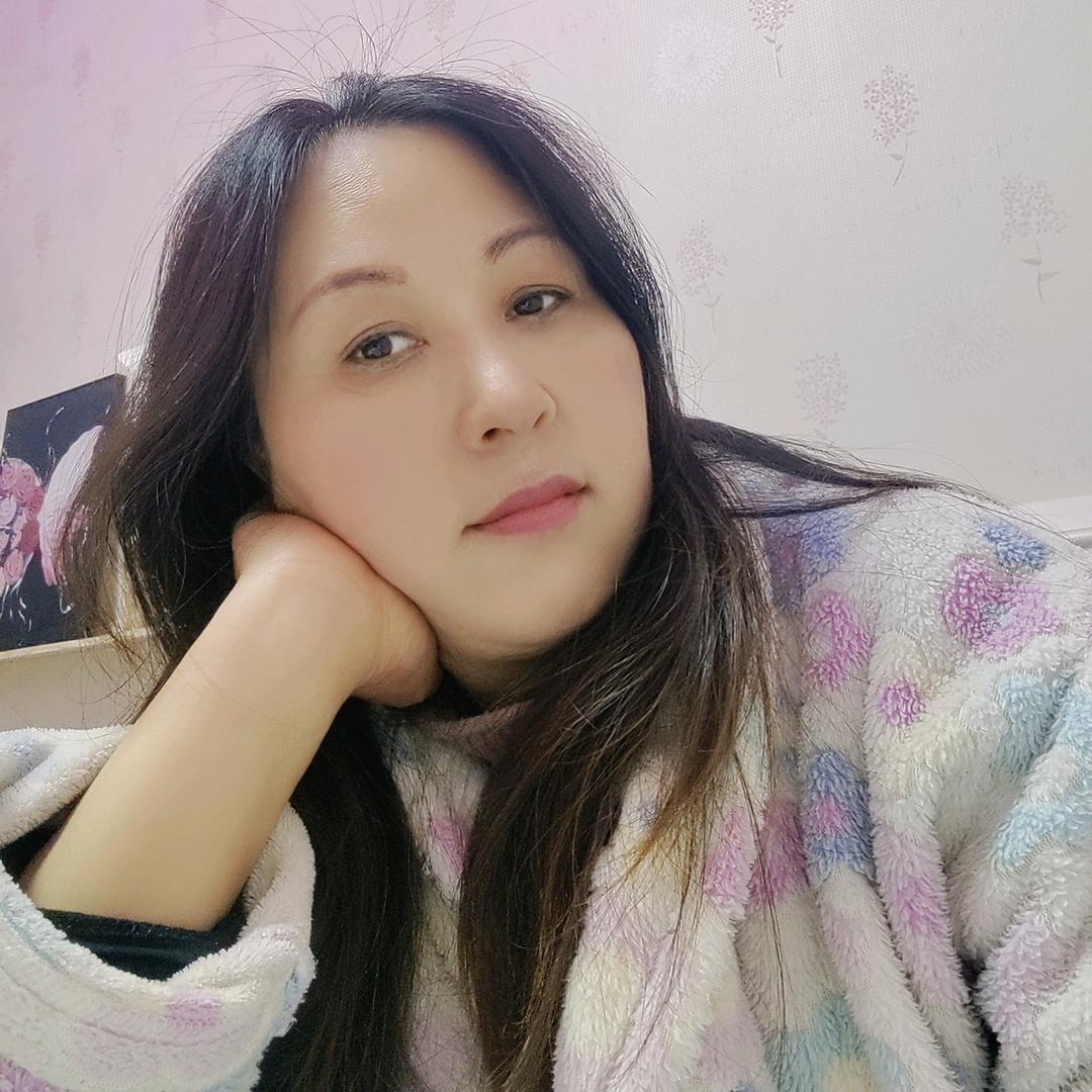 玉儿姐（大号）每天晚上9点20直播