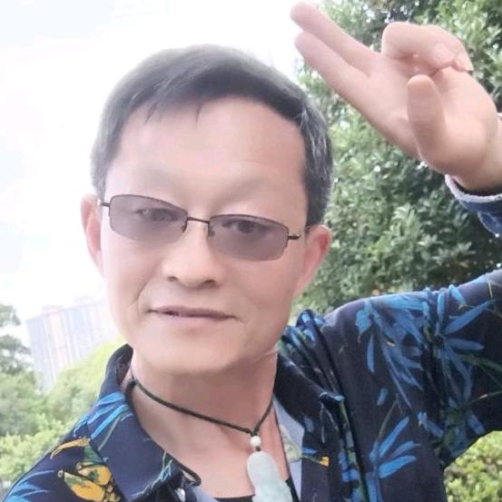 阳光男孩