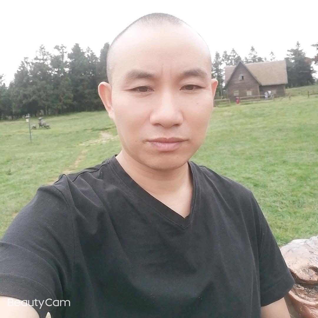 曾开心，重庆旅游，租车，包车。∨lP团队