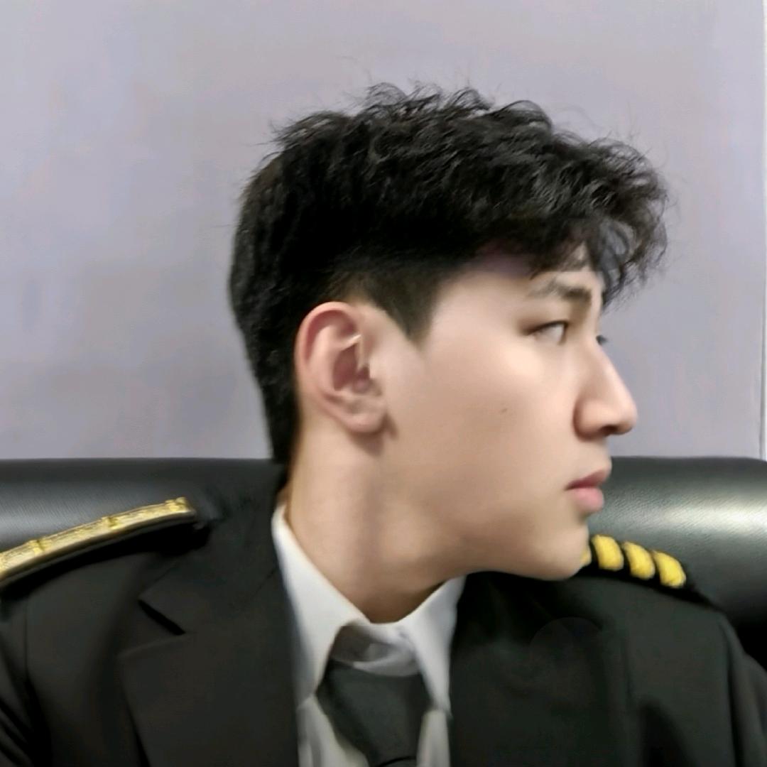 江城🎖️1761