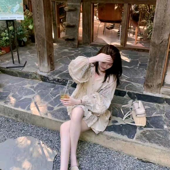 包姐轻生活(轻奢穿搭）