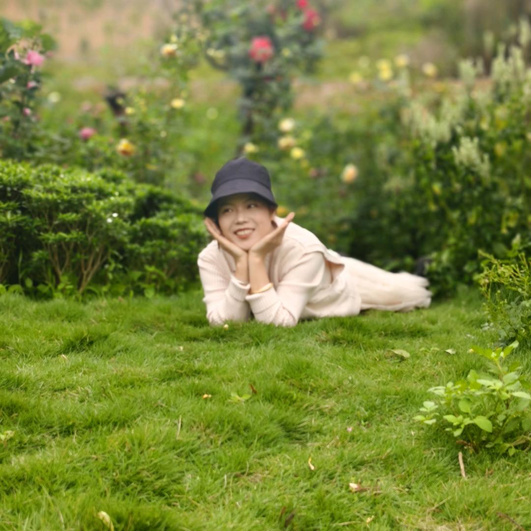 ꧁菇娘꧂ʚ拒绝私聊ɞ