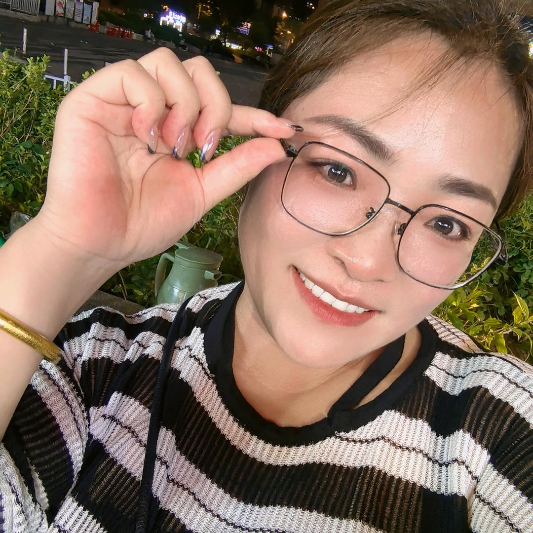小月半丫ᰔ.💋