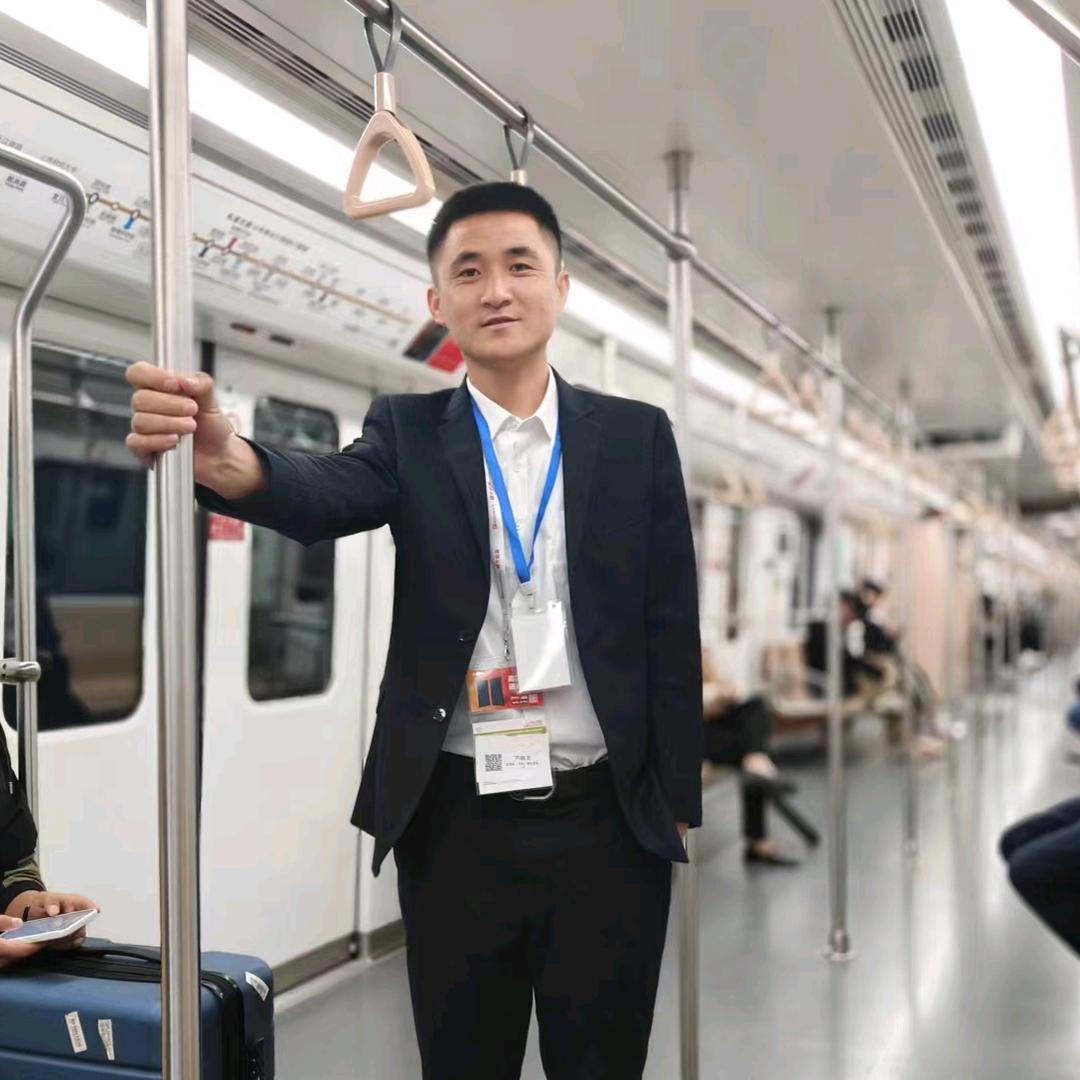 天津佰亿新能源光伏支架(芦晓龙)