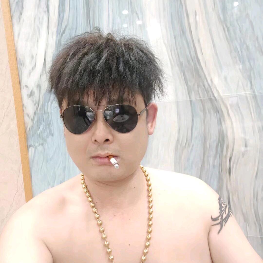 万公子