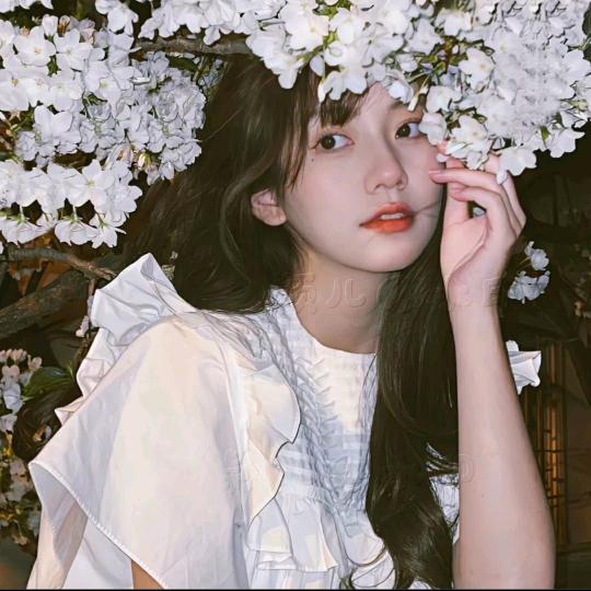 侧脸