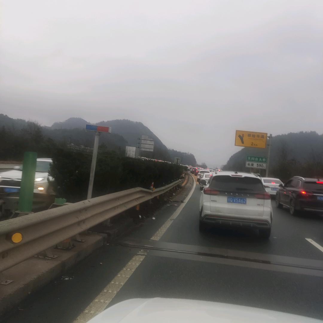跑调哥