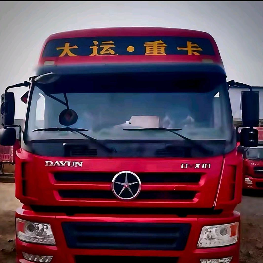 AAA大运重卡董师傅