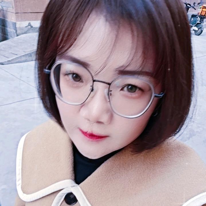 图图纸中的丫丫