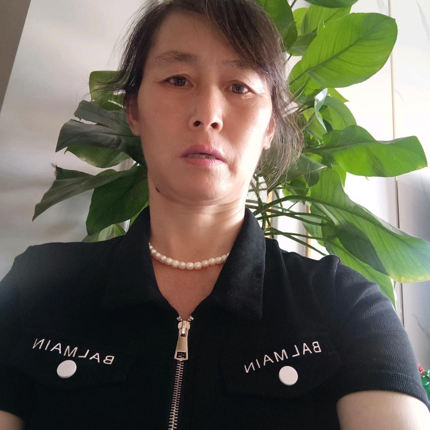 、秀姐姐((晚上7、50开播)