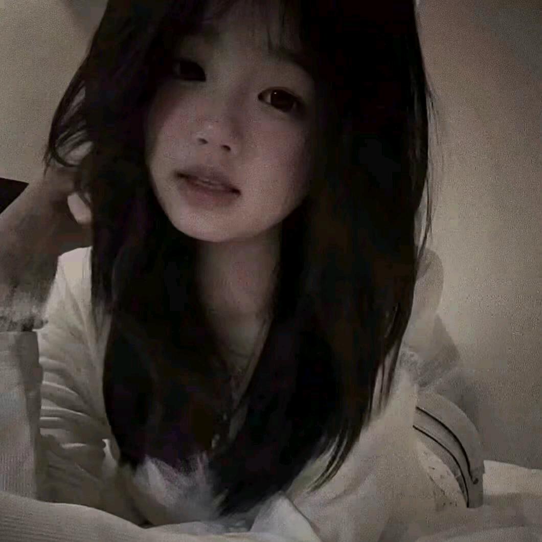 樂樂.