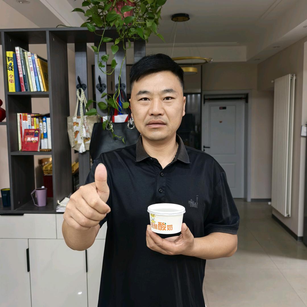 郑州鲜牛奶批发小郭