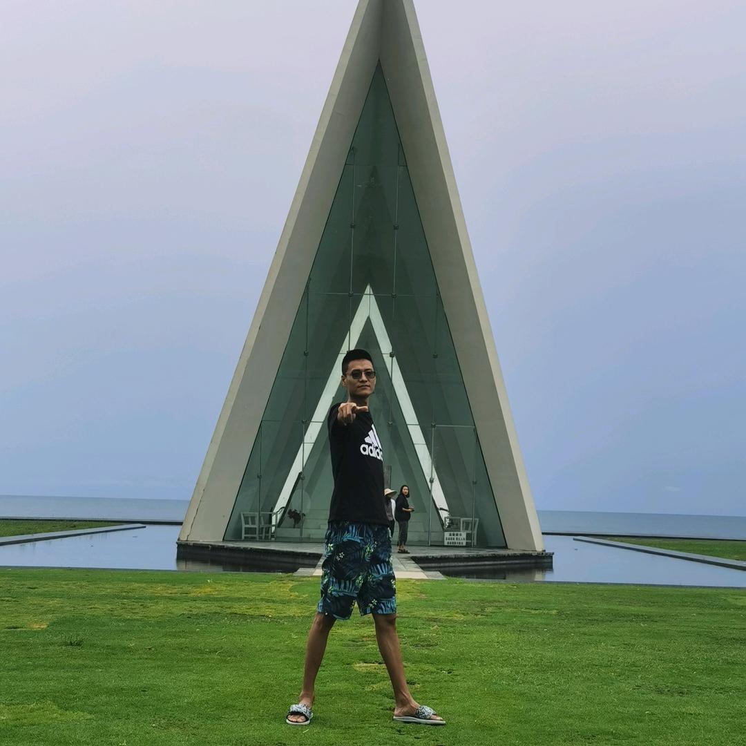 王哪走👣